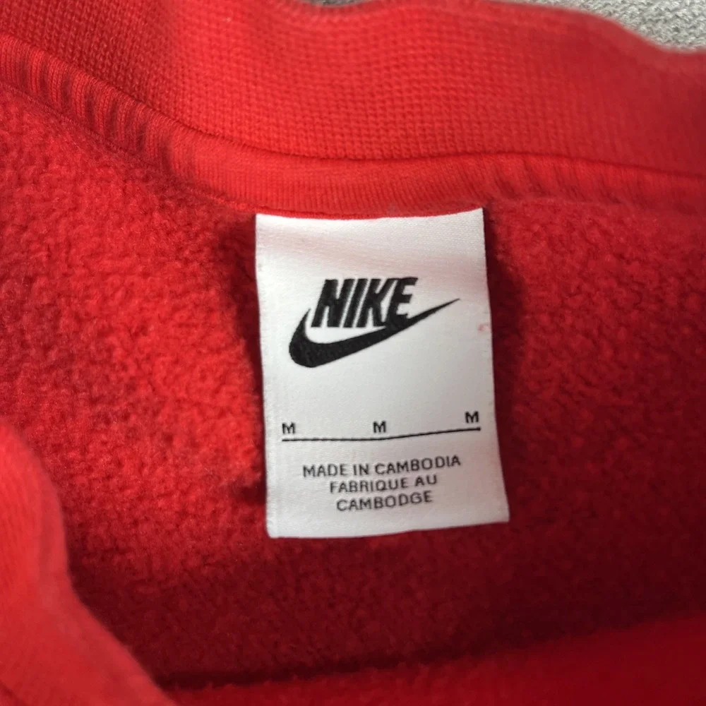Nike Crew Neck Sweatshirt‎ Men M Red Encore Club Fleece Swoosh Logo Pullover-EUC